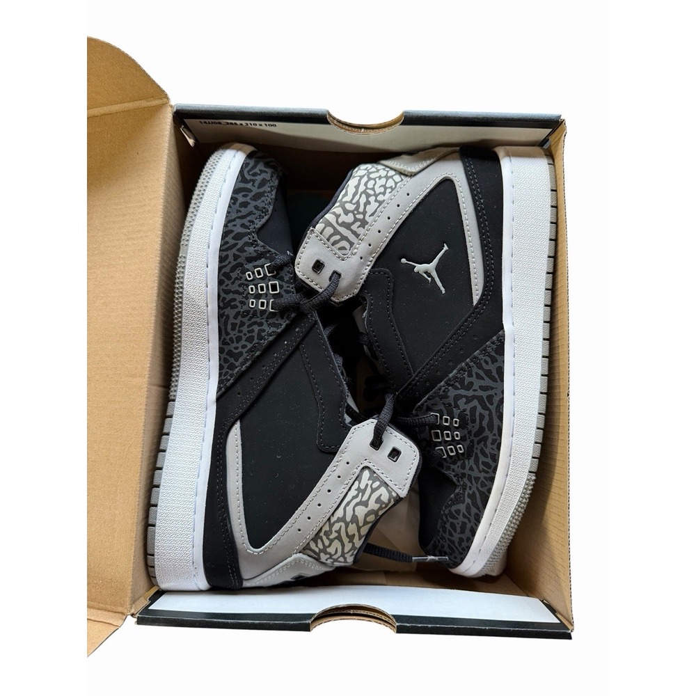 Jordan Air Jordan 1 Flight Mid Top Black Grey Elephant Print Youth 5.5